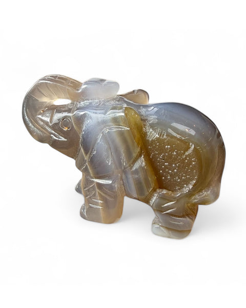 Agate elephant carving