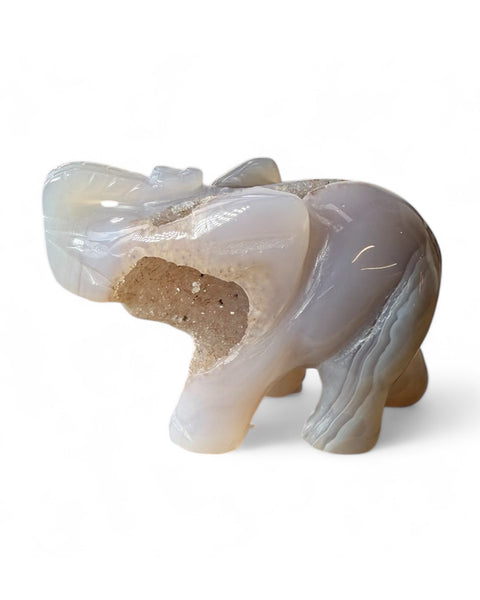 Agate elephant carving