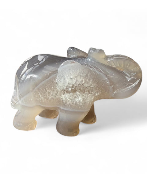 Agate elephant carving