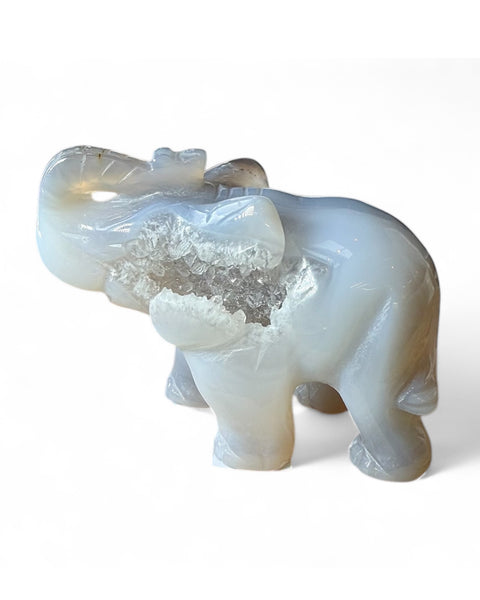 Agate elephant carving