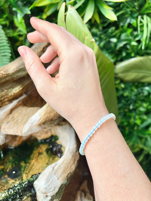 Opalite Bead Braceletg