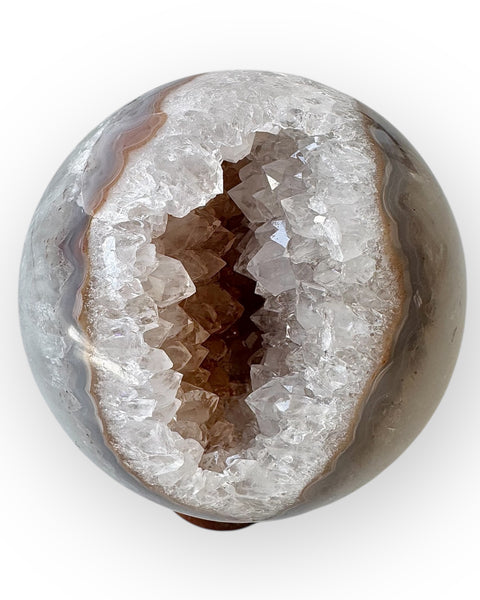 Agate sphere (S8)