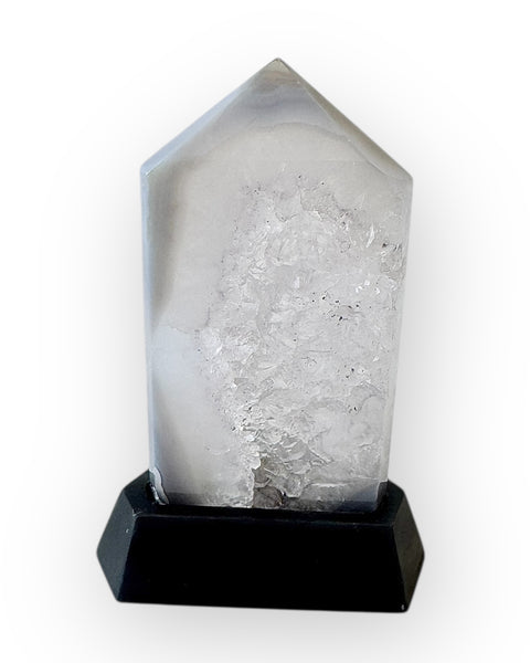 Agate tower (A8)