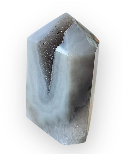 Agate tower (A22)