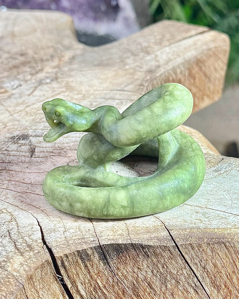 Jade coiled snake carving