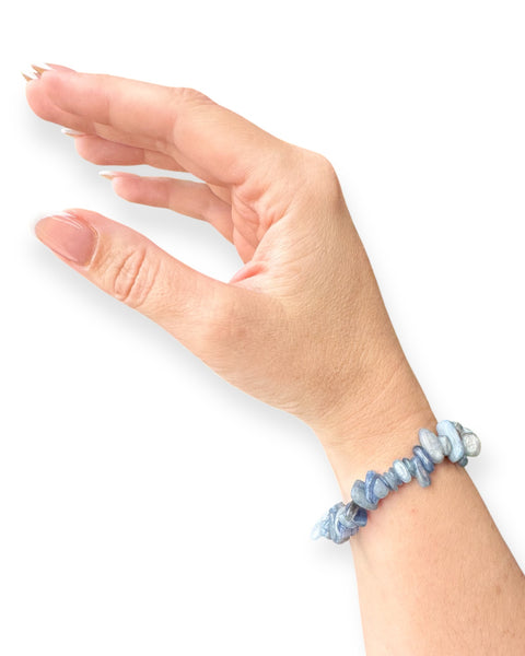 Kyanite chip bracelet