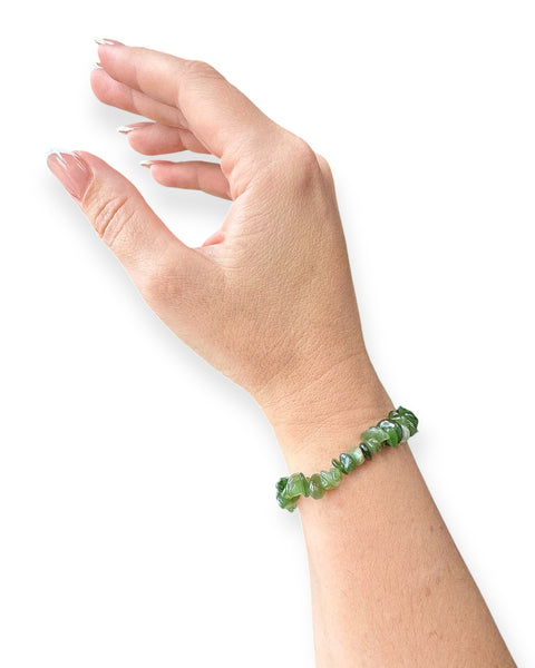 Green jade chip bracelet