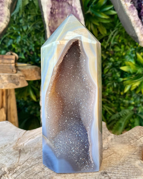 Agate tower