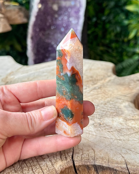 Red moss agate tower