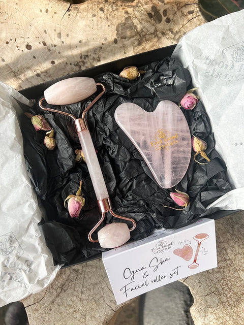 Rose Quartz facial roller & gua sha set