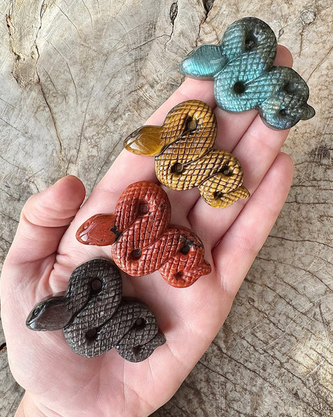 Small snake carving
