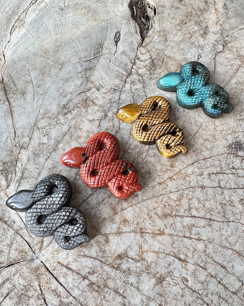 Small snake carving