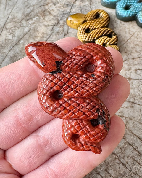 Small snake carving