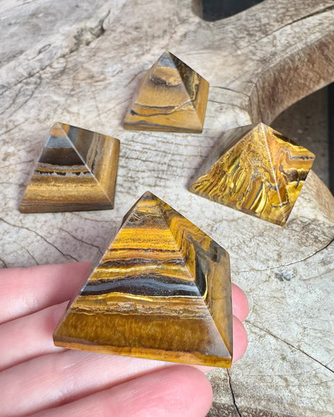 Tigers eye pyramid carving