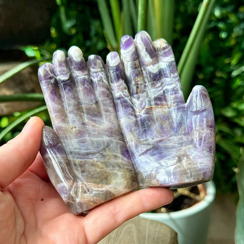 Chevron Amethyst Hands - Dish/Carving