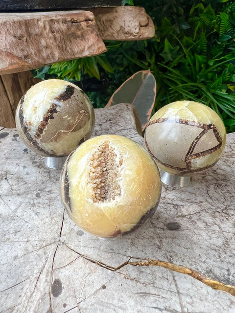 Septarian Sphere