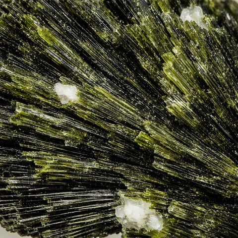Epidote close up