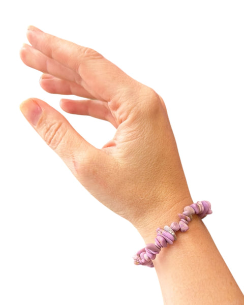 Phosphosiderite chip bracelet