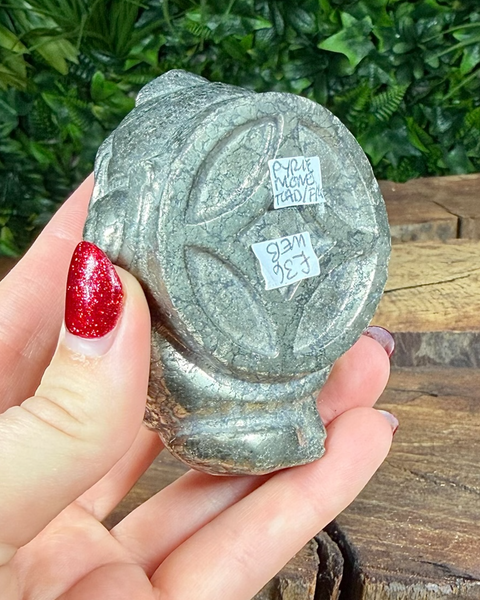 Pyrite money toad /  frog carving