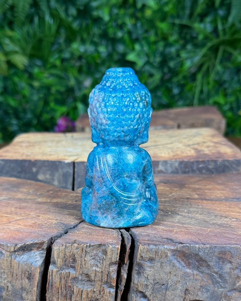 Apatite buddha carving