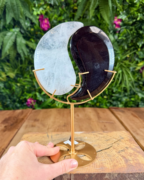 Yin Yang carving on stand