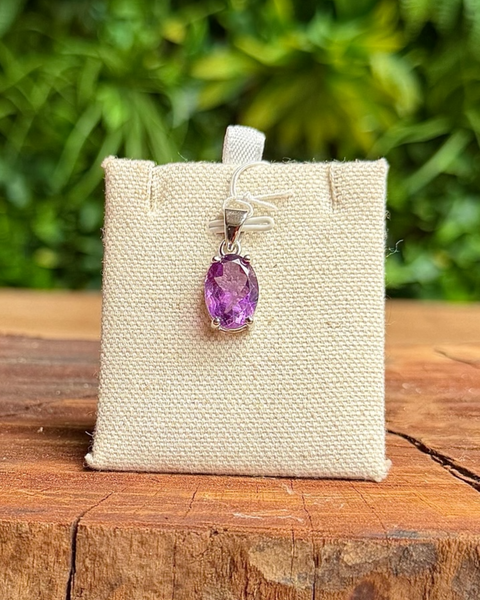 Faceted amethyst pendant in sterling silver - oval cut