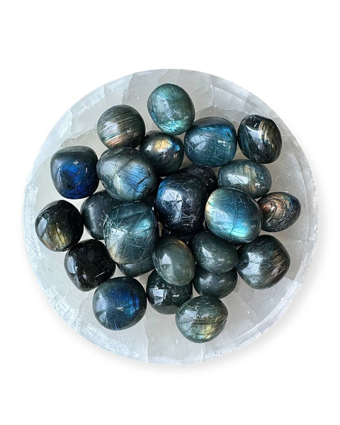 Labradorite tumble stone