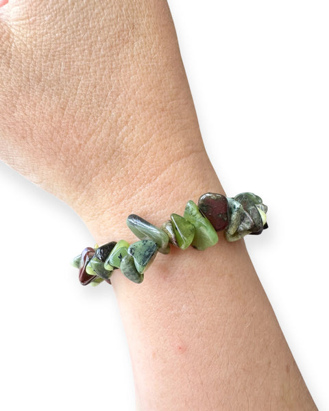 Lizardite chip bracelet