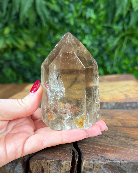 Citrine towers with inclusions