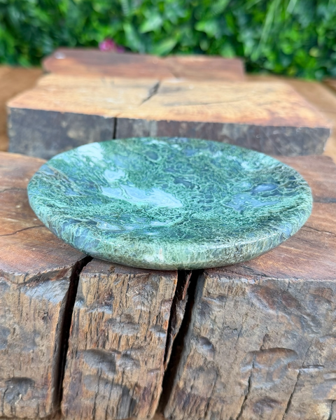 Moss agate plates