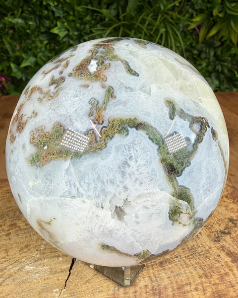 Moss agate sphere S1A6