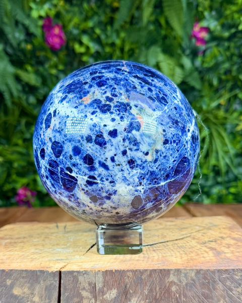 Sodalite sphere S1A7