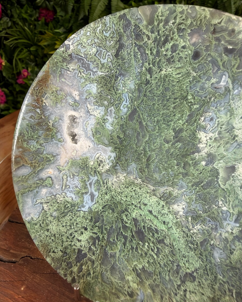 Moss agate plates