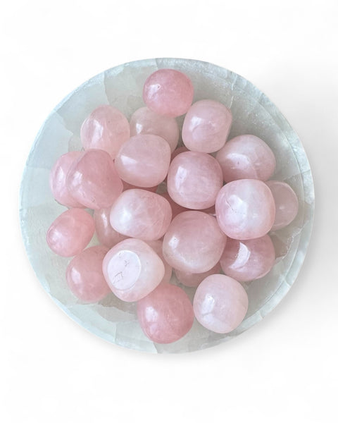 Rose quartz tumble stone