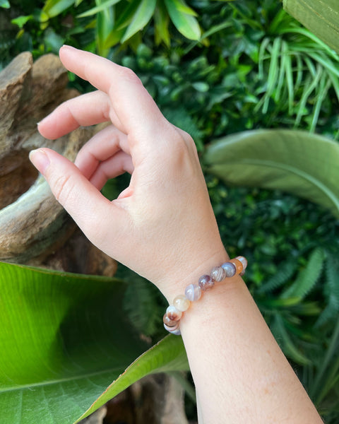 agate bracelet on models wrist