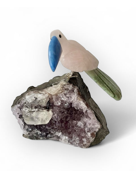 Carved bird on amethyst (4)