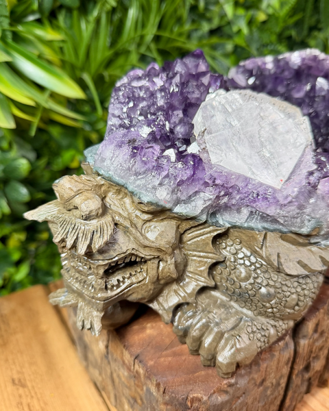 Amethyst & calcite longui dragon turtle carving