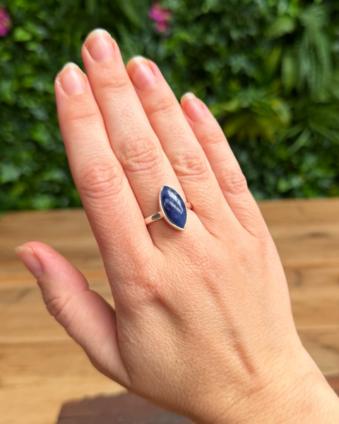 Sodalite ring in sterling silver - size P - marquise cut