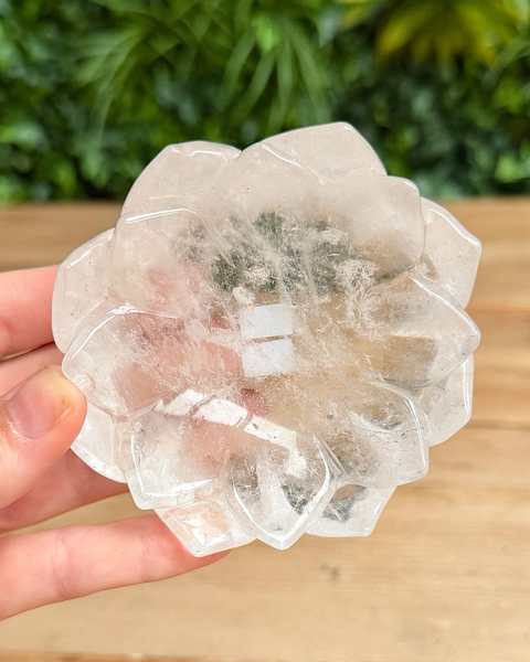 Clear quartz lotus shaped dish 