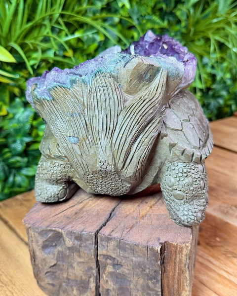 Amethyst & calcite longui dragon turtle carving