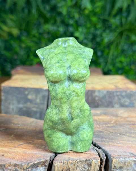 Jade body carving