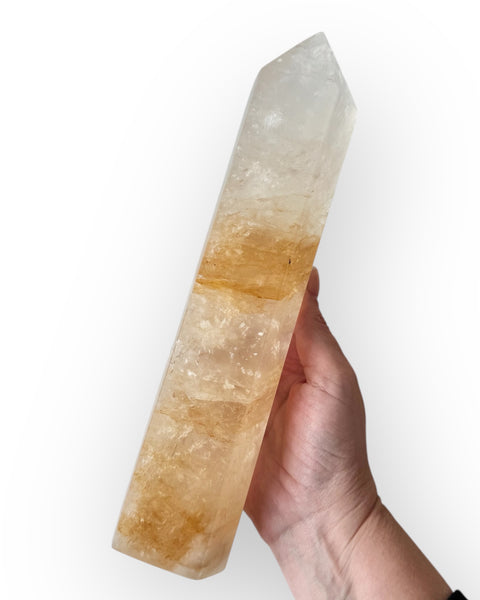Golden healer quartz tower (T1)