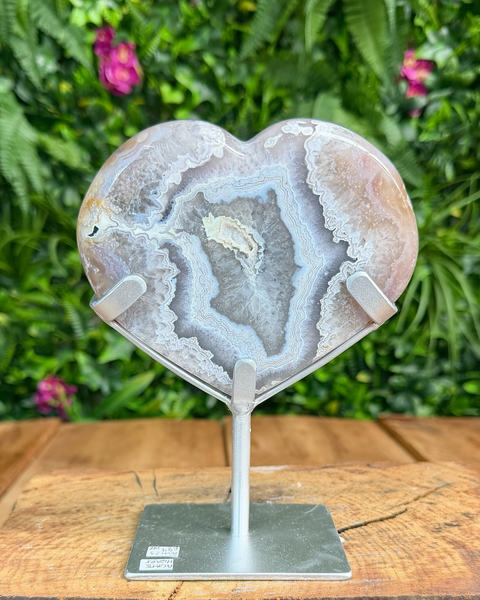 Agate heart on stand AGH23