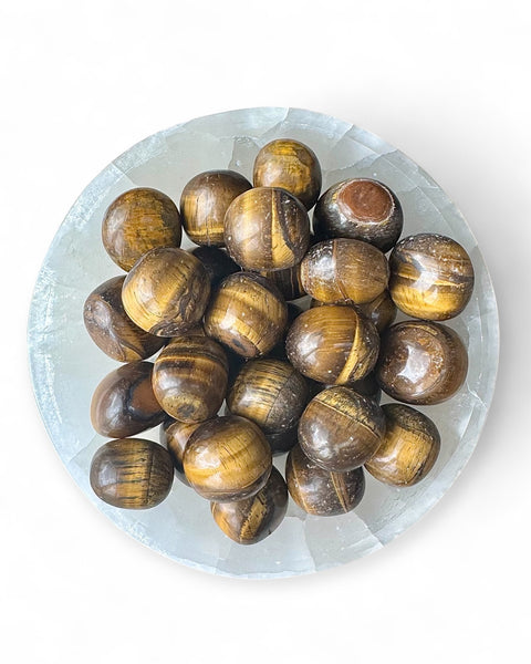 Tigers eye tumble stone