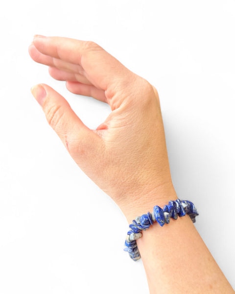 Lapis lazuli chip bracelet