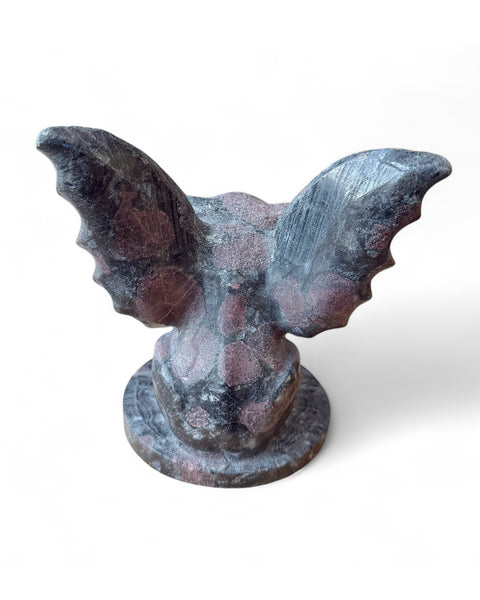 Garnet in arfvedsonite crystal gargoyle carving