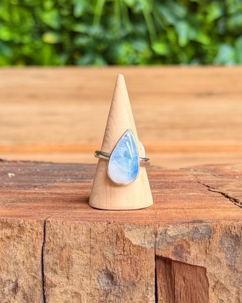 Moonstone ring - blue foiled in sterling silver - size Q