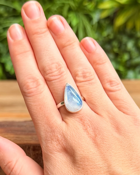 Moonstone ring - blue foiled in sterling silver - size Q