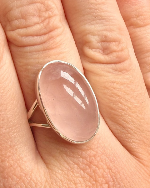 Rose quartz ring in sterling silver - size Q