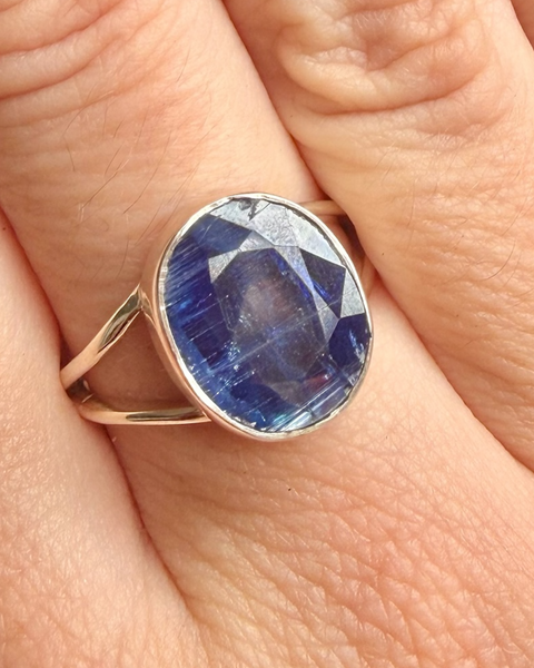 Faceted kyanite ring in sterling silver - size R